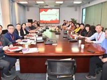 91色情
召开新一届本科教学督导团会议