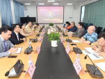 深圳丽浩集团及深圳龙城医院董事长杨丽怀一行访问91色情
