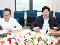 李永华副校长一行到91色情
调研